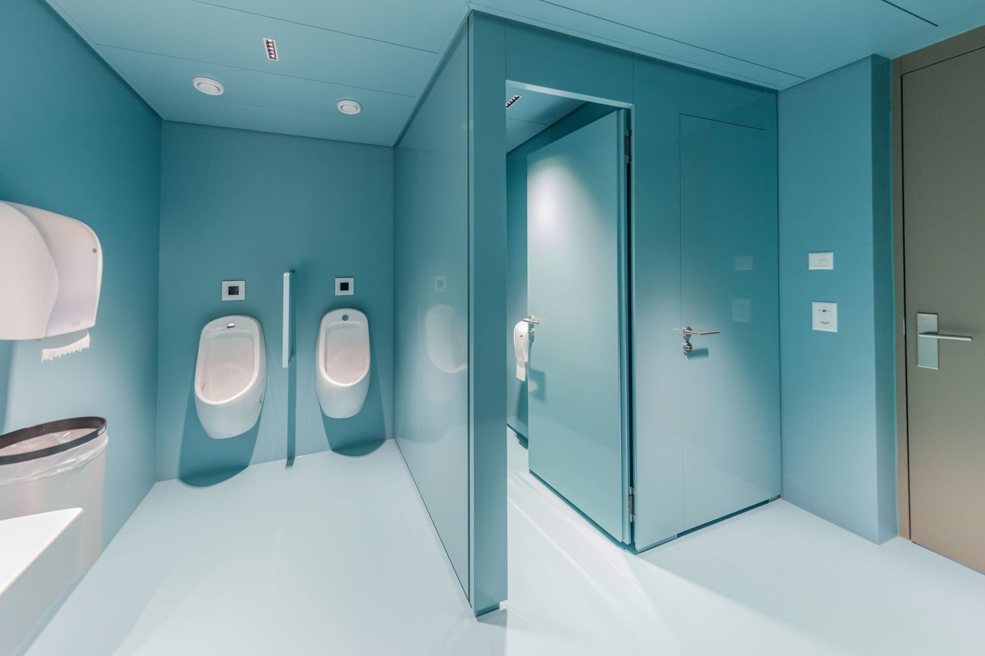 Schulhaus, Aadorf TW40 WC Herren content image